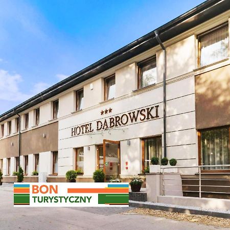 Hotel Dabrowski 奥斯威辛 外观 照片