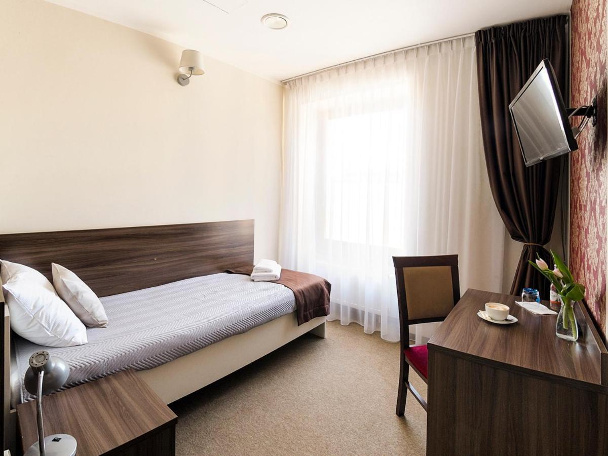 Hotel Dabrowski 奥斯威辛 外观 照片
