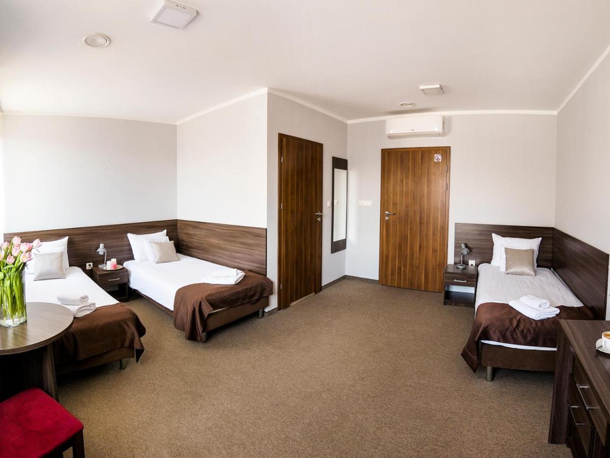 Hotel Dabrowski 奥斯威辛 外观 照片