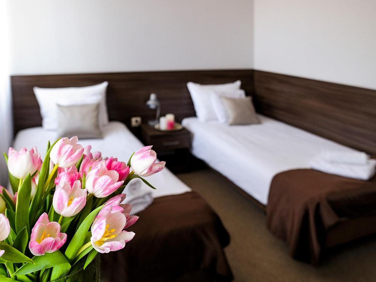 Hotel Dabrowski 奥斯威辛 外观 照片