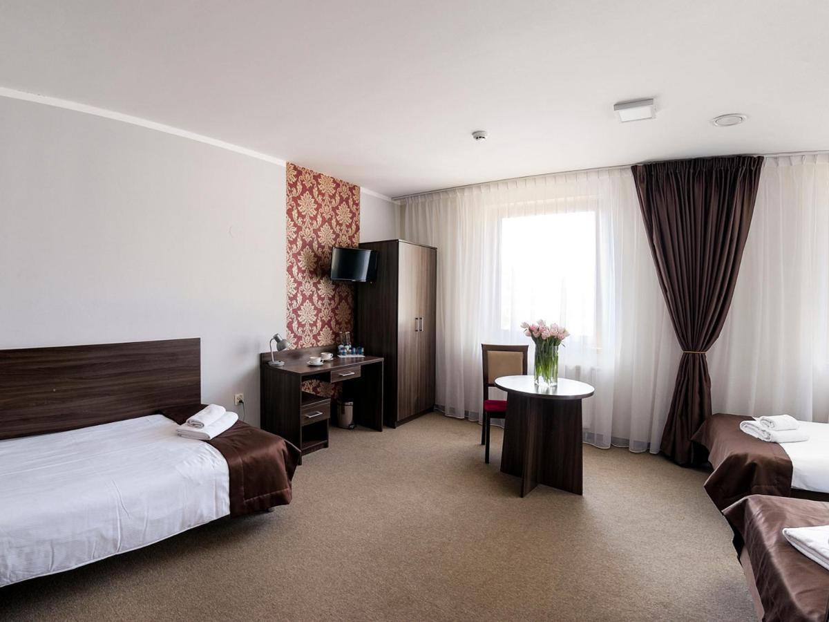 Hotel Dabrowski 奥斯威辛 外观 照片